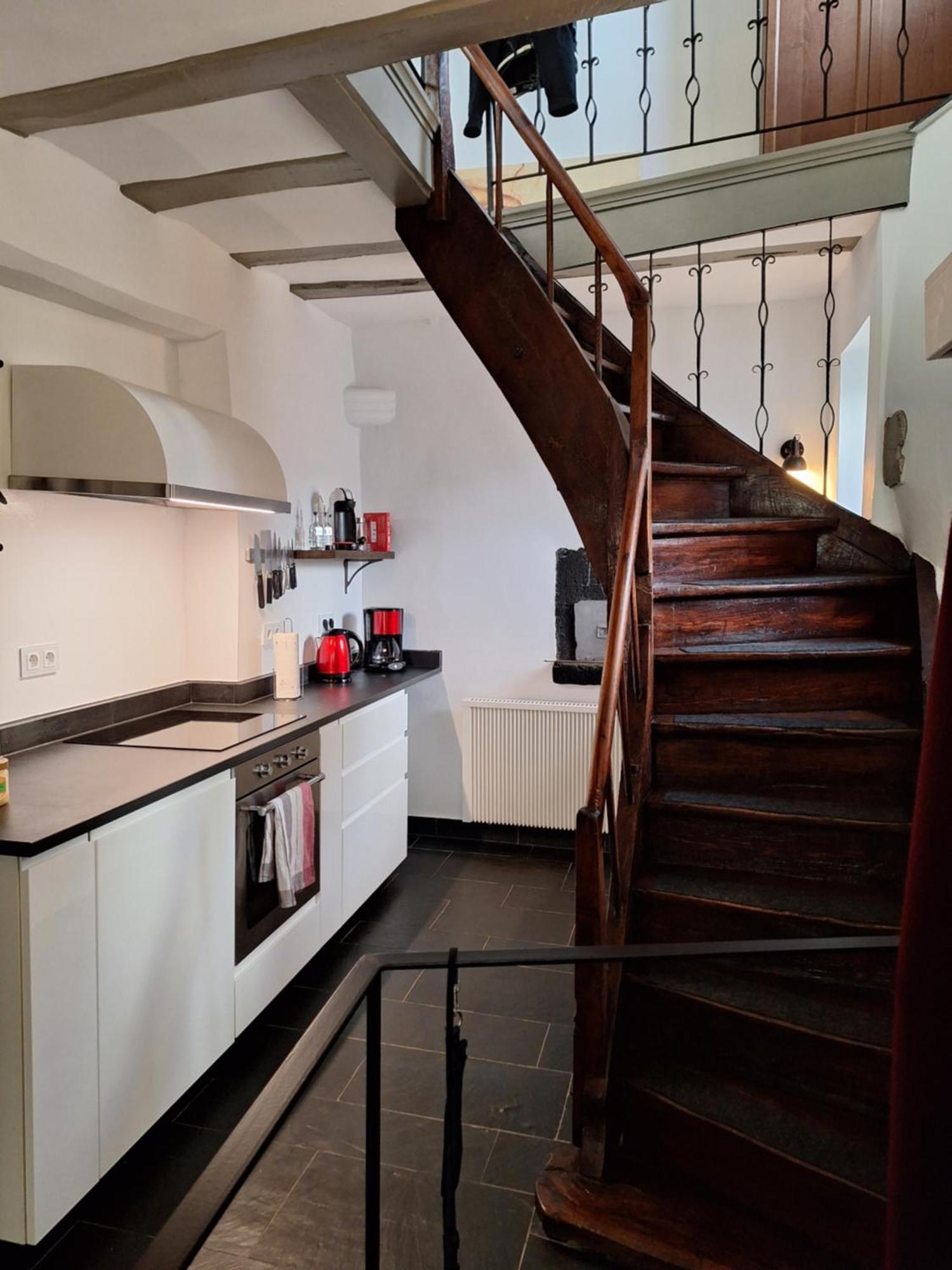 Ferienwohnung Moselperle- Urlaub Im Historischen Fachwerkhaeuschen Bullay Exterior foto