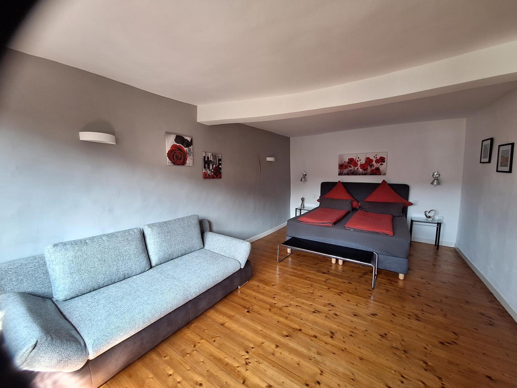 Ferienwohnung Moselperle- Urlaub Im Historischen Fachwerkhaeuschen Bullay Exterior foto